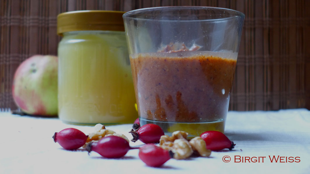 Hagebutten-Walnuss-Honig-Brotaufstrich – Wiesenwunderwelt – (Wilde ...